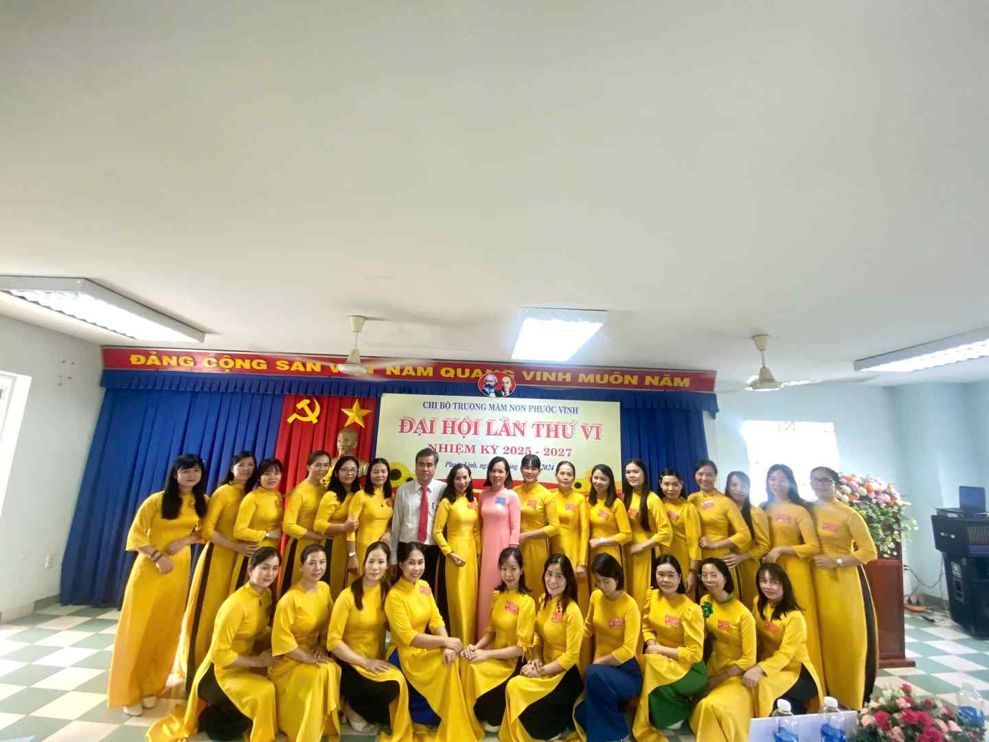 z6038965129385_00e82622c1a890d37cf093f0577b4fcc