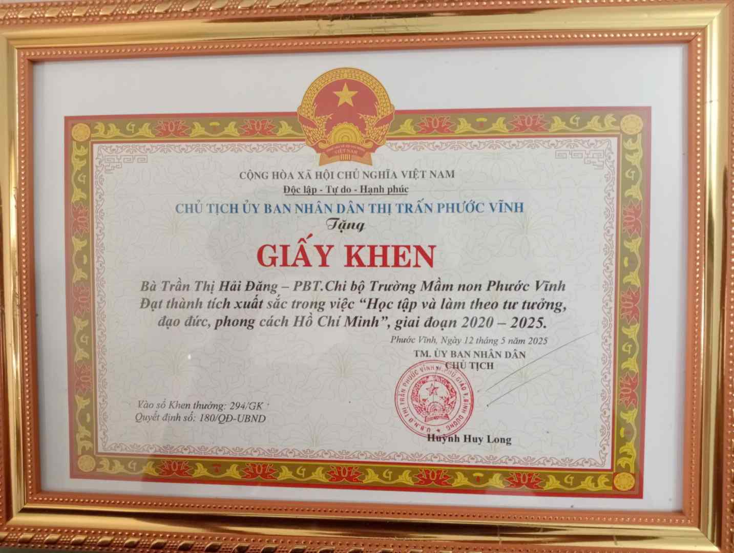 giay khen co dang